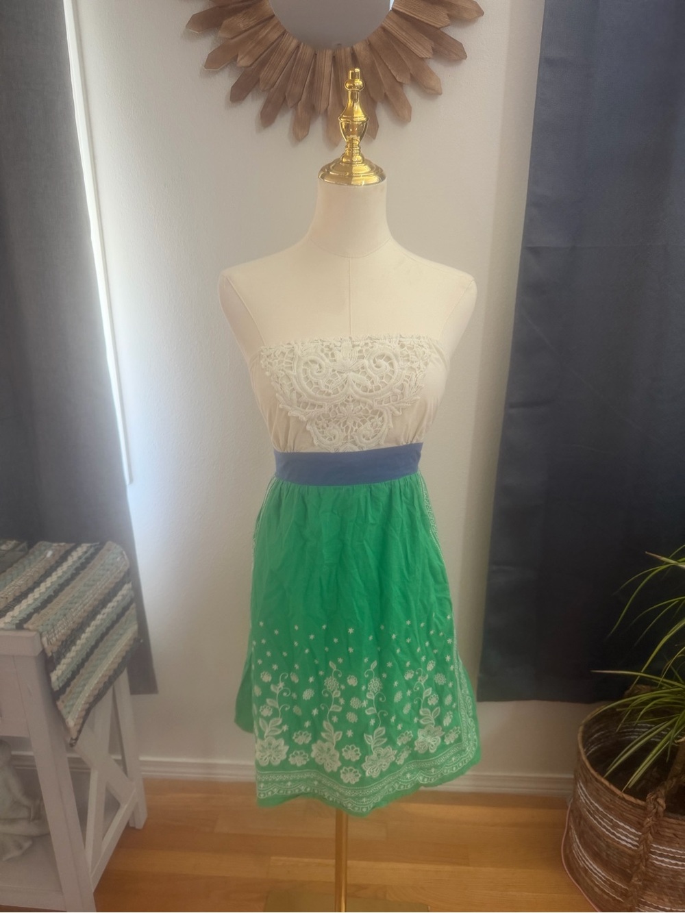 🌿 Flying Tomato Boho Strapless Crochet Embroidered Dress Size L
